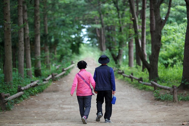 elderly-person-640x480-83732326.jpeg