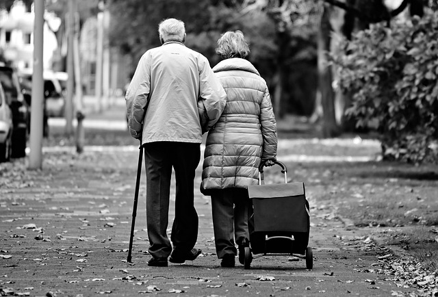 Elderly Companion Services: Unlocking Support for Dementia Care