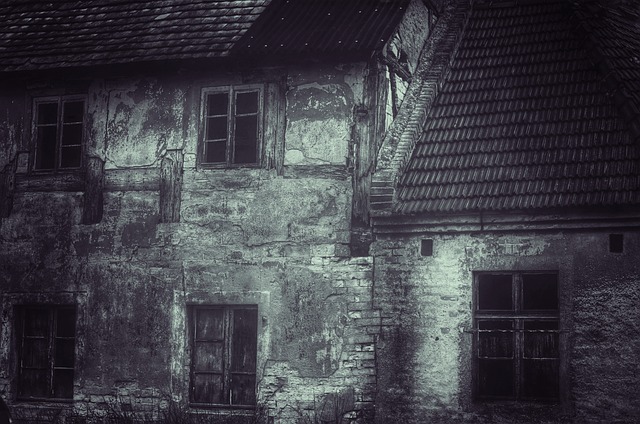 house-640x480-37391524.jpeg