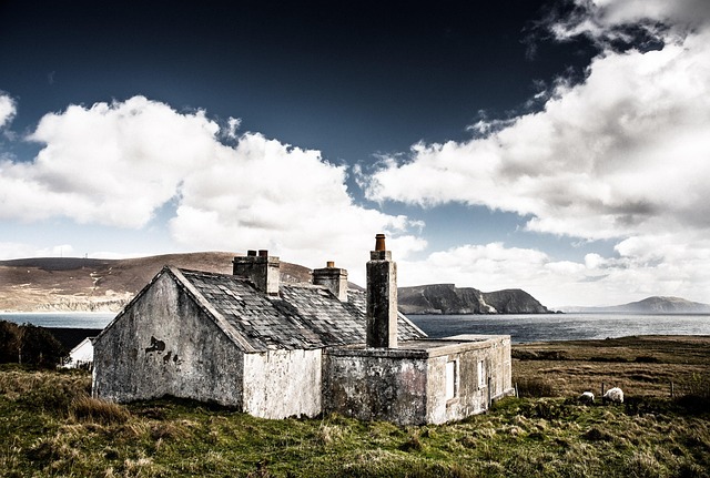 house-640x480-89687861.jpeg