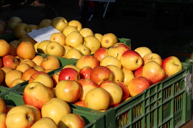 local-food-640x480-64932409.jpeg