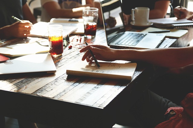 event-planning-640x480-49000518.jpeg