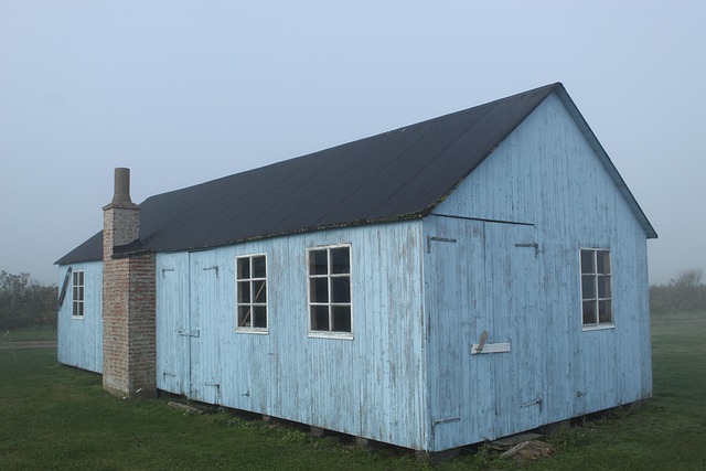house-640x480-91241215.jpeg